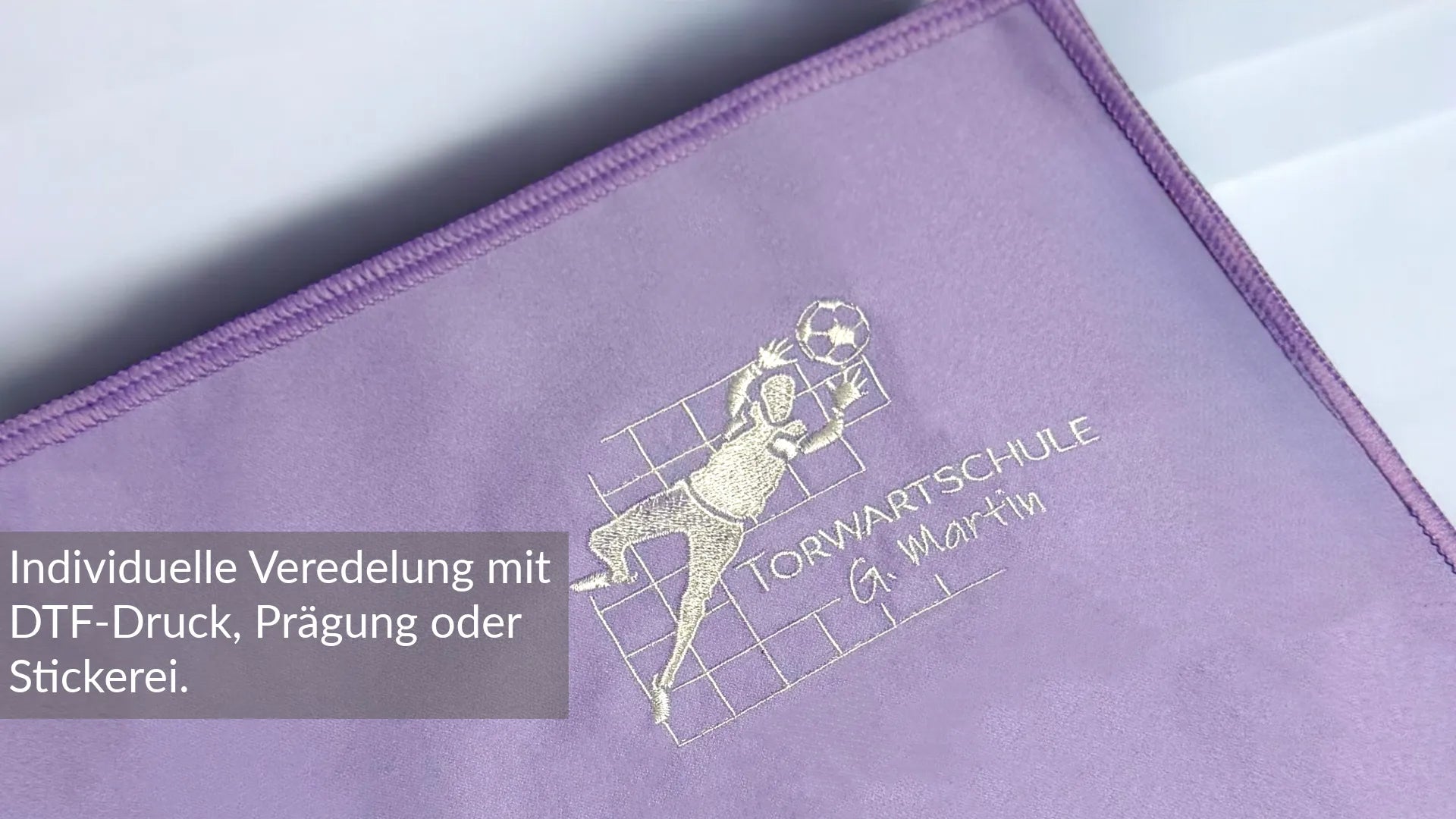 FunnyTree Mikrofaser Handtuch bestickt – personalisiert