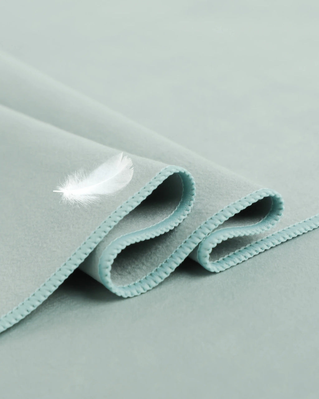 Nachhaltiges EcoGreen Mikrofaserhandtuch | Salbei